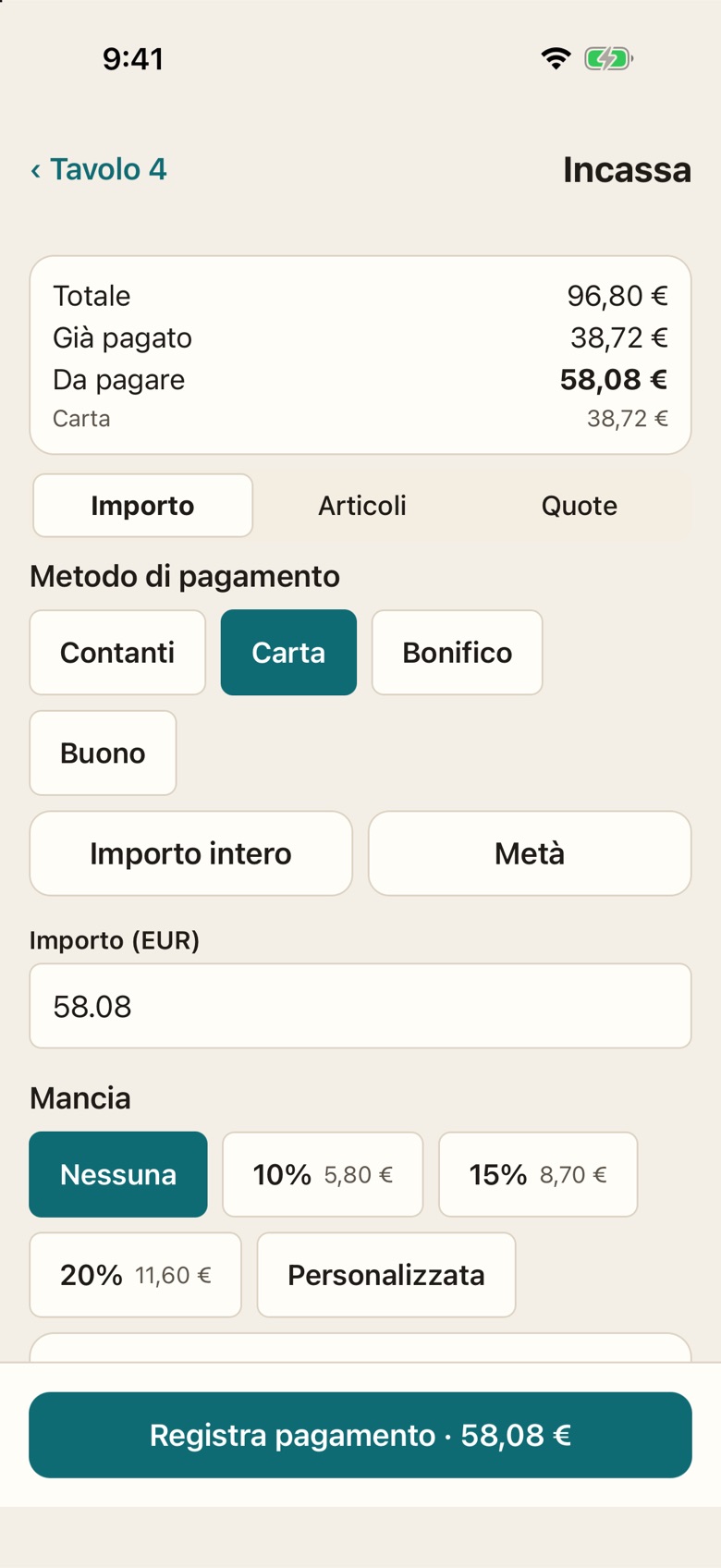 Incasso al tavolo con il telefono